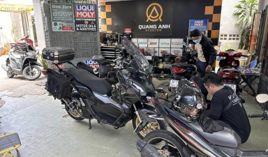 Một ngày thứ 7 ở Quang Anh Scooter.