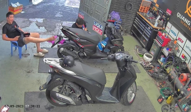 Thứ 5 ở Quang Anh Scooter